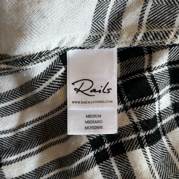 RAILS Hunter Ivory Dove Onyx Plaid Flannel Button-Down Shirt - Picture 7 of 9